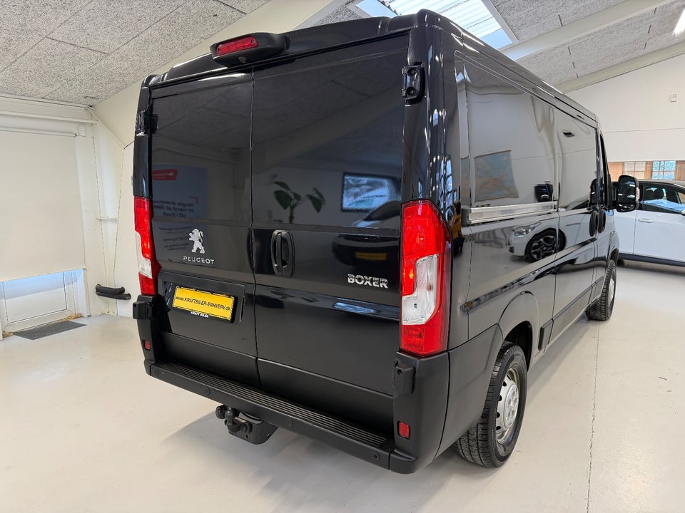 Peugeot Boxer 333 2,2 BlueHDi 140 L2H1 Premium