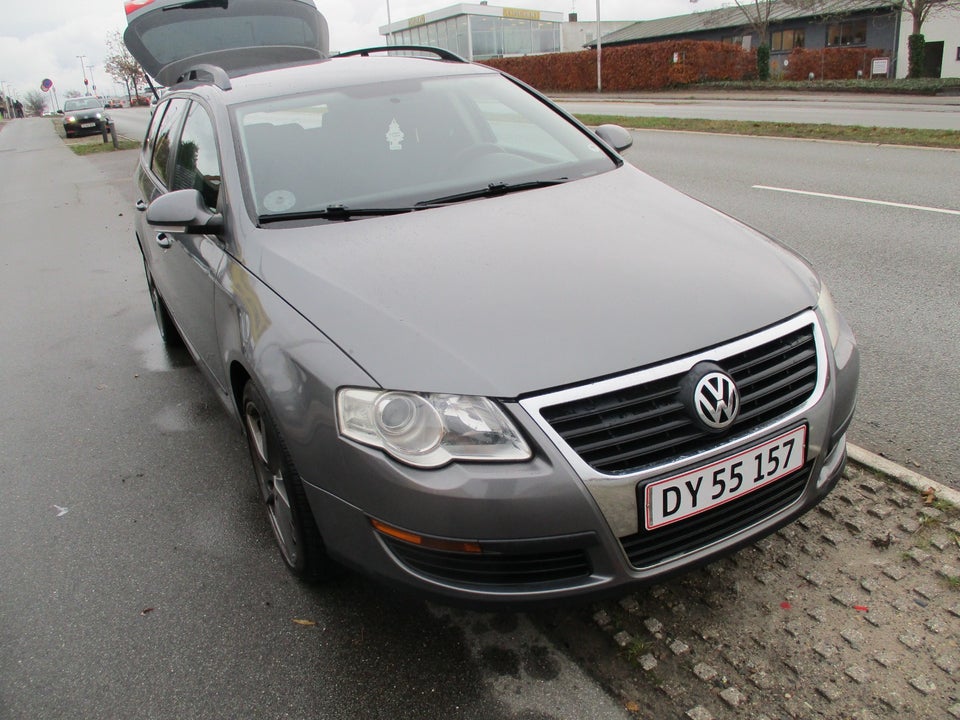 VW Passat 1,9 TDi 105 Comfortline Variant 5d