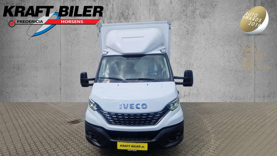 Iveco Daily 3,0 35S18 Box m/lift AG8 2d
