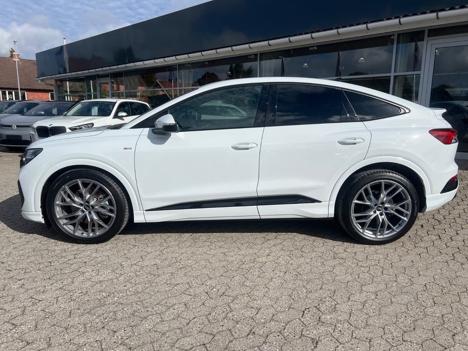 Audi Q4 e-tron 45 S-line Sportback quattro 5d