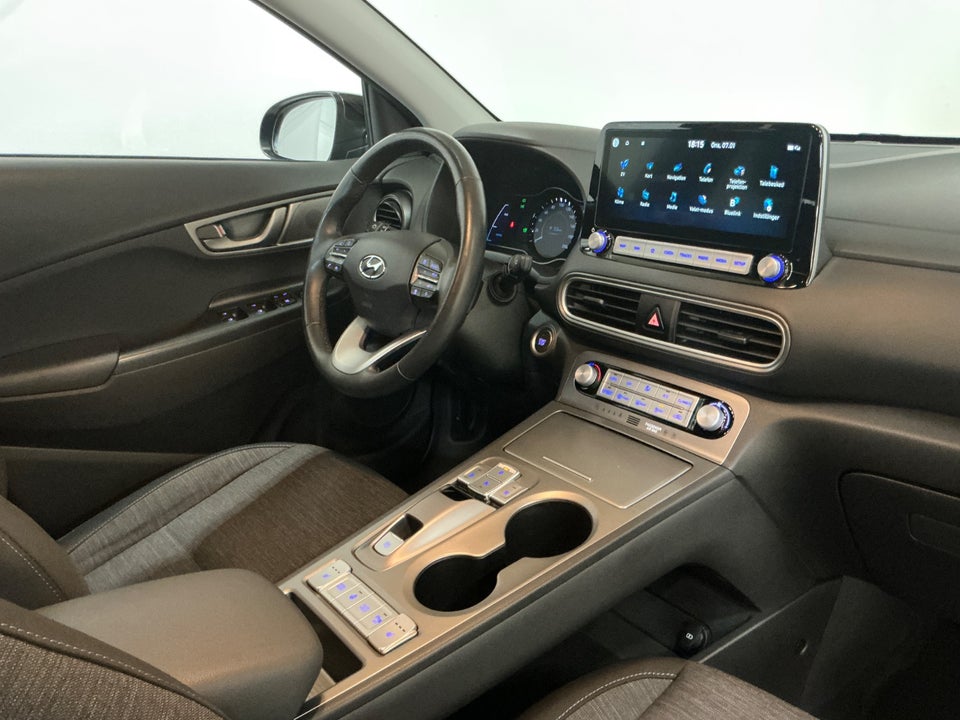 Hyundai Kona 64 EV Advanced 5d