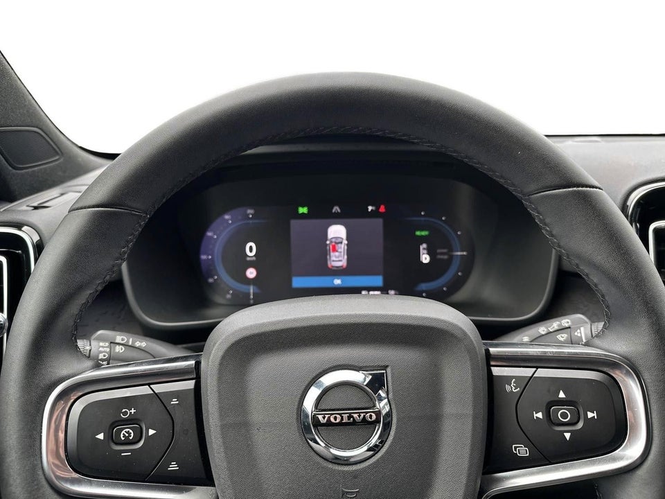 Volvo XC40 P6 ReCharge Plus 5d