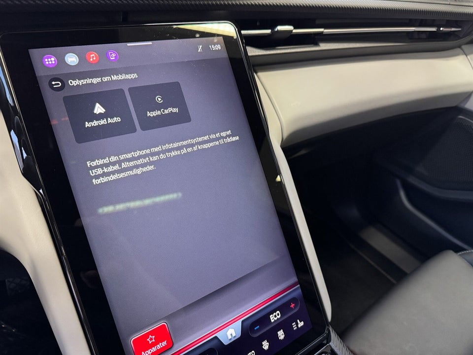 Ford Explorer 82 Premium Extended Range 5d