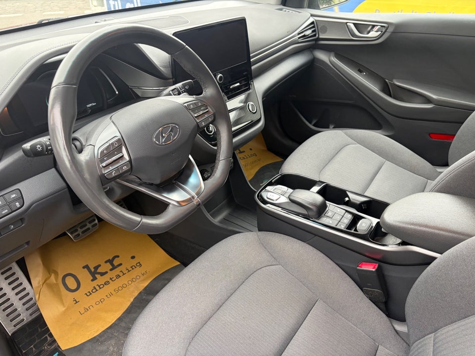 Hyundai Ioniq 40 EV Premium 5d