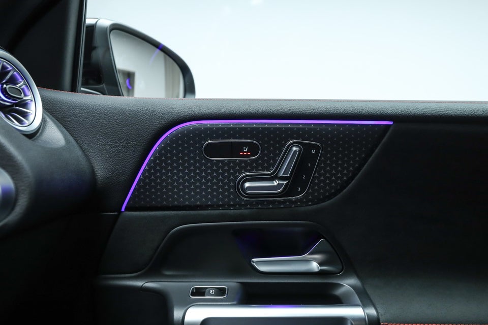 Mercedes EQB350 AMG Premium 4Matic 7prs 5d