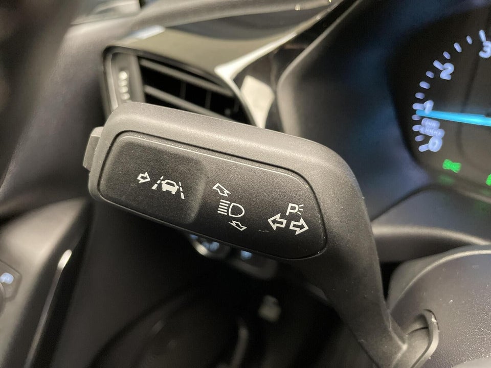 Ford Fiesta 1,0 EcoBoost mHEV Titanium 5d