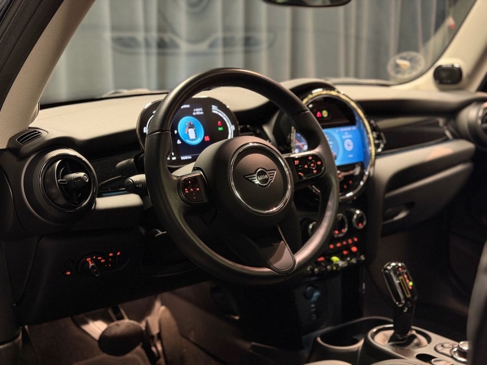 MINI Cooper SE Edition Premium Plus 3d