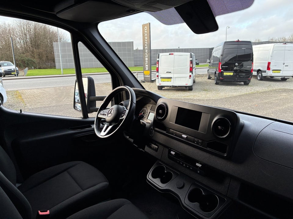 Mercedes Sprinter 316 2,2 CDi A2 Chassis RWD 2d