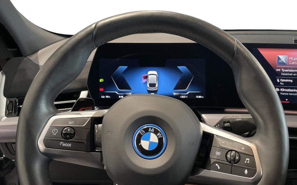 BMW iX2 eDrive20 M-Sport 5d