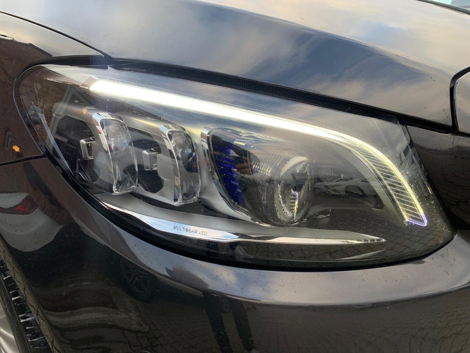 Mercedes C300 de 2,0 stc. aut. 5d