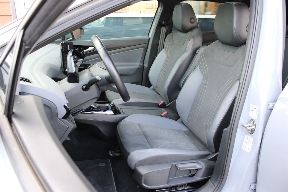 VW ID.4 77 Pro 5d