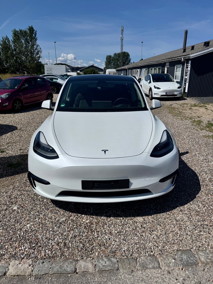 Tesla Model Y RWD 5d