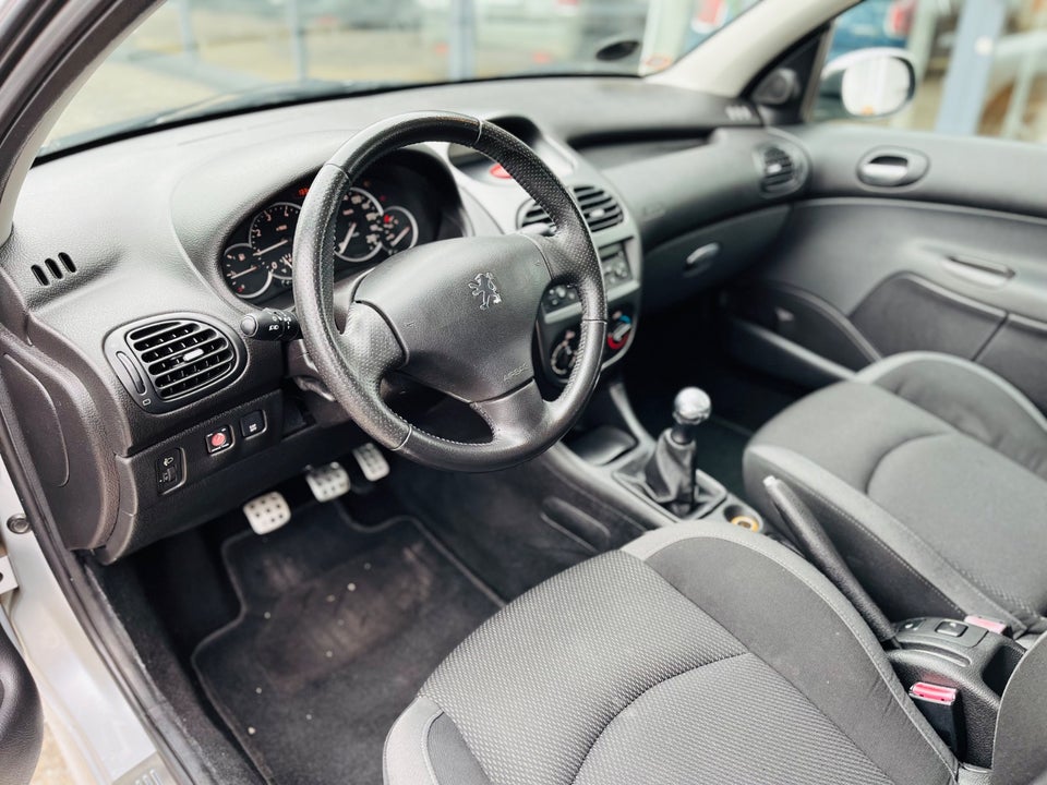 Peugeot 206 1,4 Performance 5d