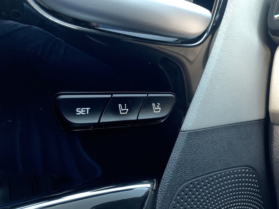 Kia Niro 1,6 PHEV Advance DCT 5d