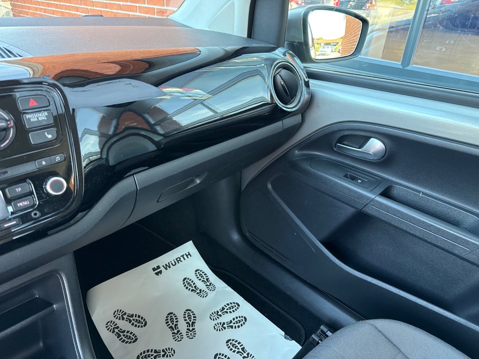 VW Up! 1,0 60 Move Up! BMT 5d