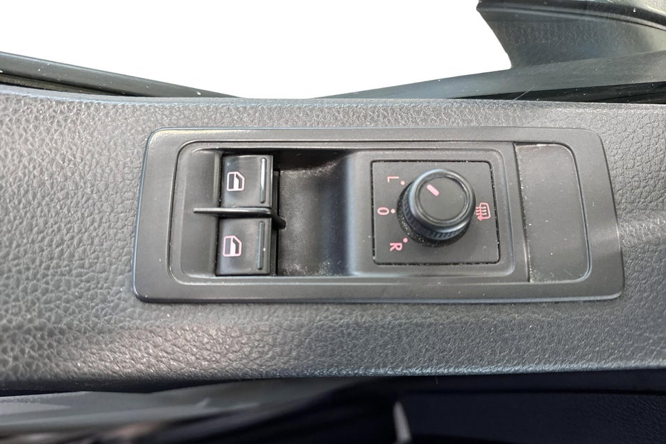 VW Transporter 2,0 TDi 150 Kassevogn DSG lang