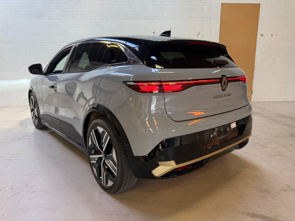 Renault Megane E-Tech 60 Iconic 5d