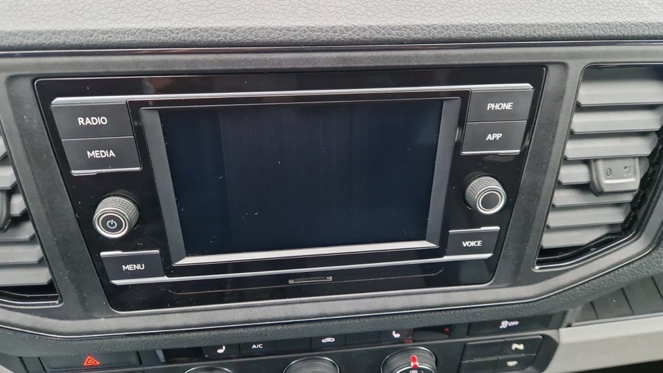 VW Crafter 35 2,0 TDi 177 Kassevogn L3H2 aut.