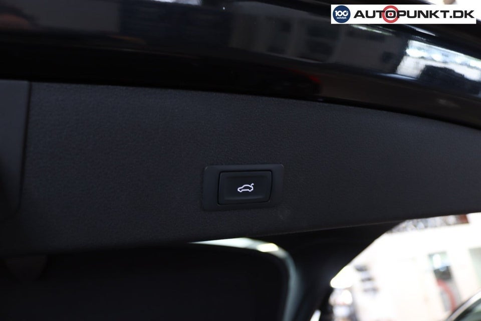 Audi e-tron 55 S-line Sportback quattro 5d