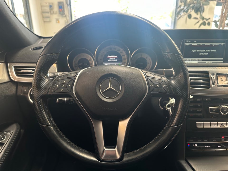 Mercedes E220 2,2 CDi Avantgarde stc. aut. 5d