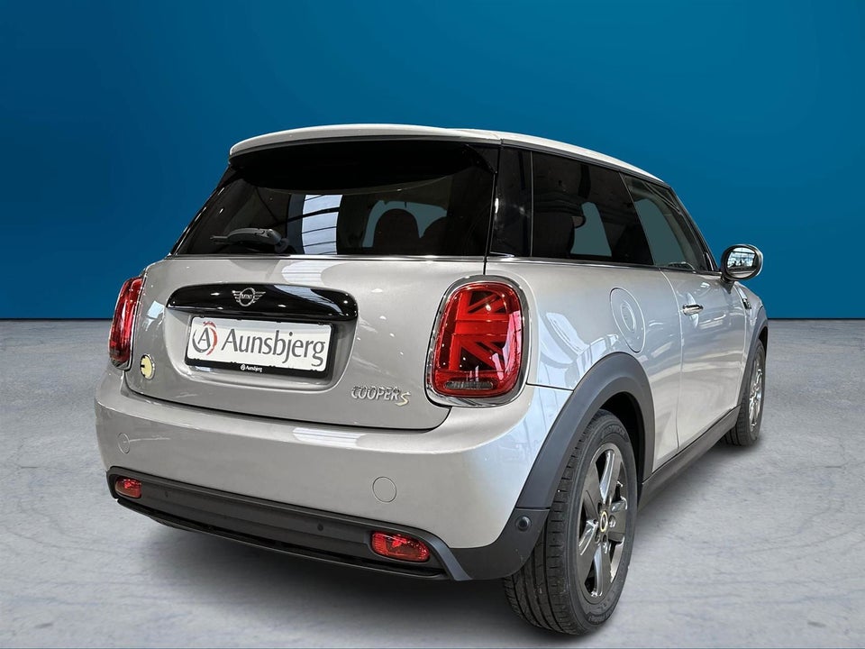 MINI Cooper SE Classic Trim 3d