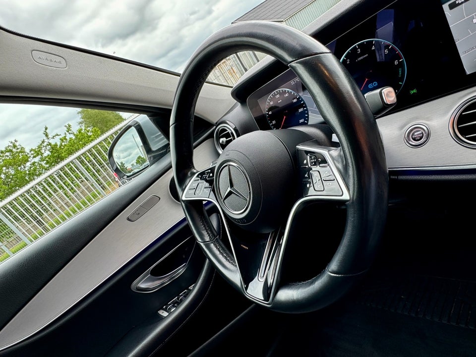 Mercedes E300 de 2,0 Advantage stc. aut. 5d