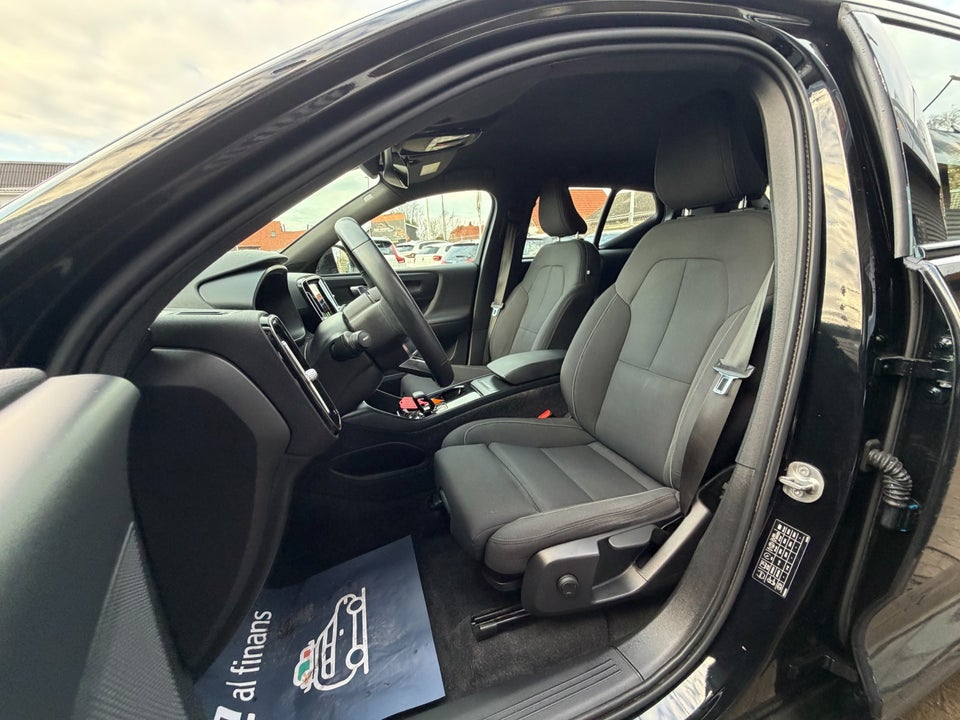 Volvo XC40 P6 ReCharge Core 5d