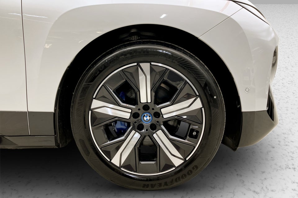 BMW iX xDrive50 Supercharged 5d