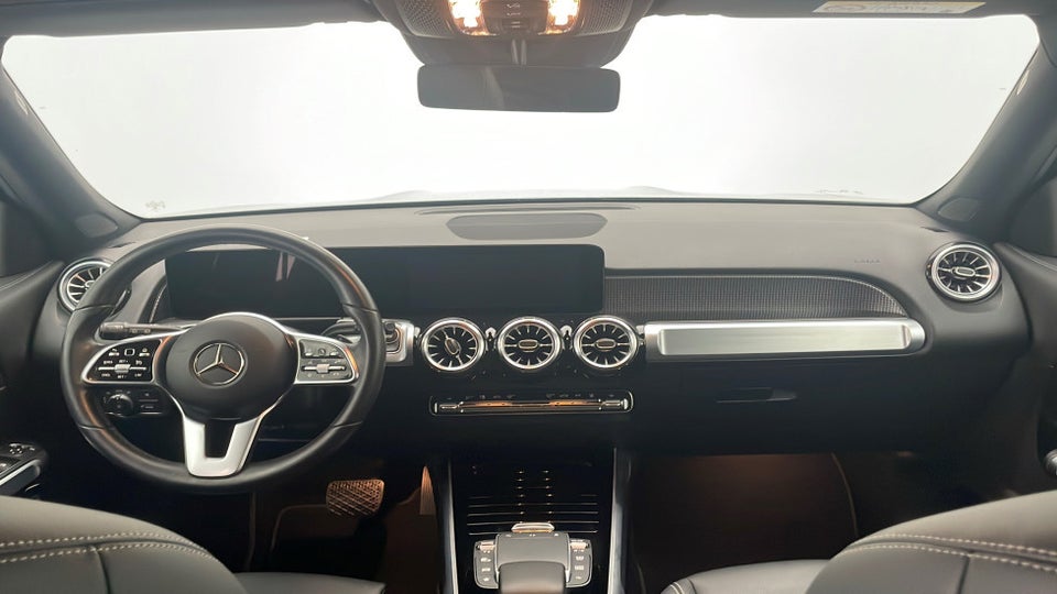 Mercedes EQB300 4Matic 5d