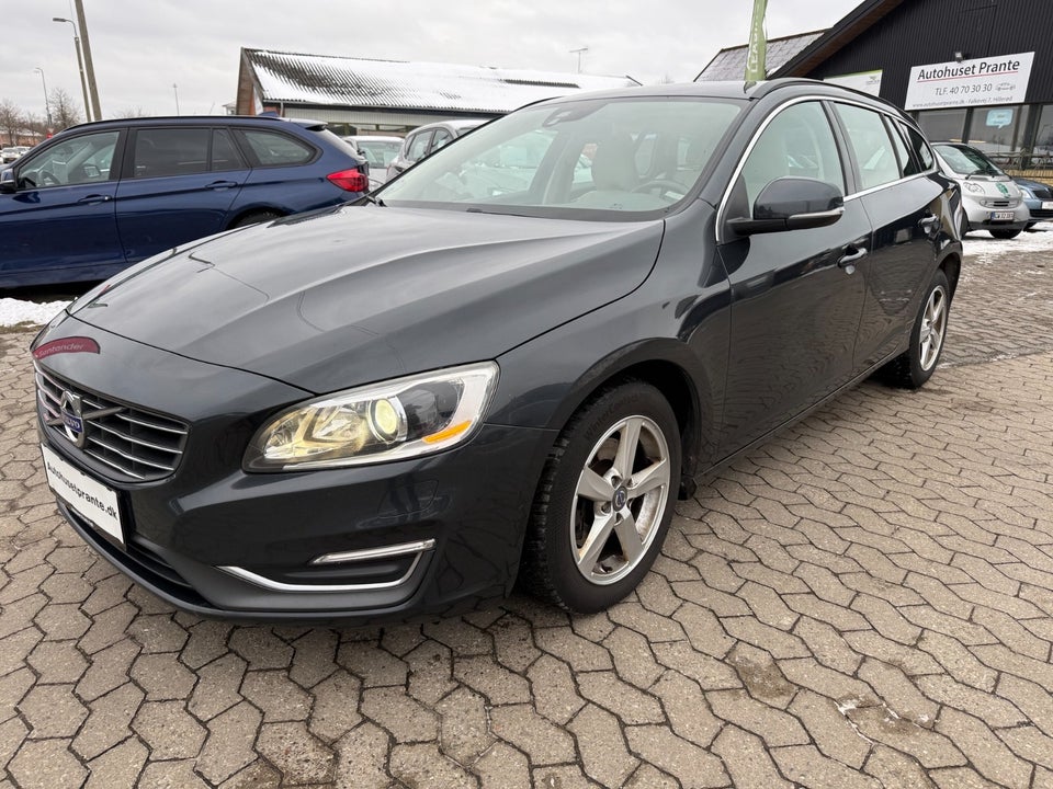 Volvo V60 1,6 T4 180 Momentum 5d