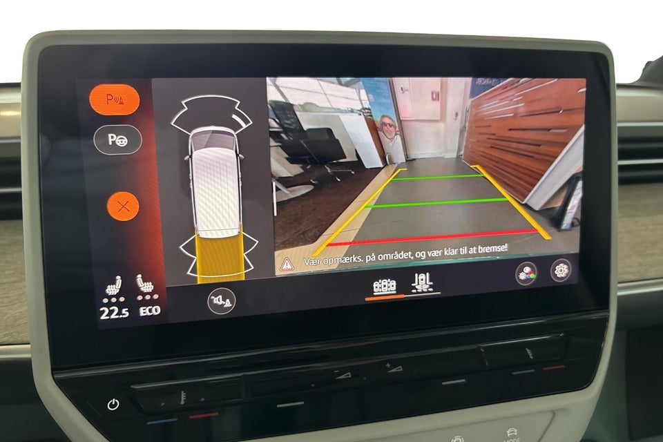 VW ID.Buzz 77 Pro SWB 5d