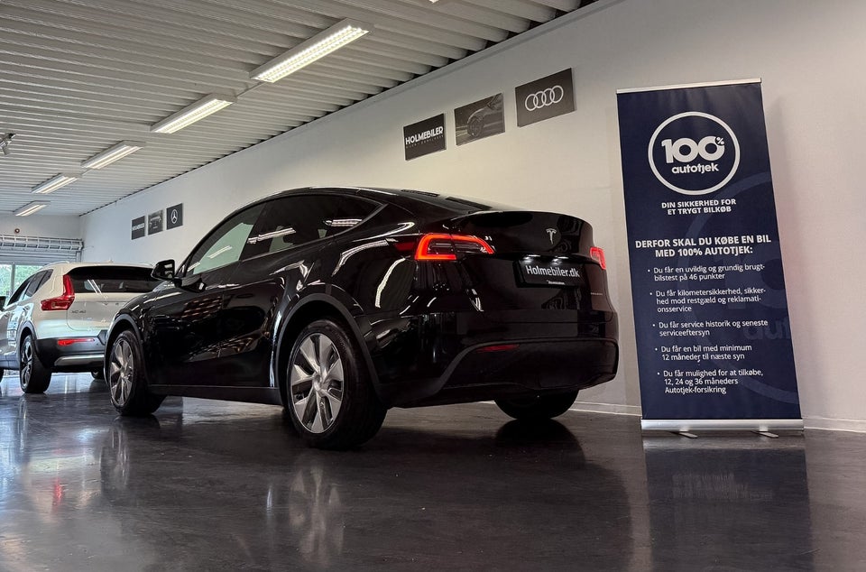 Tesla Model Y Long Range AWD 5d