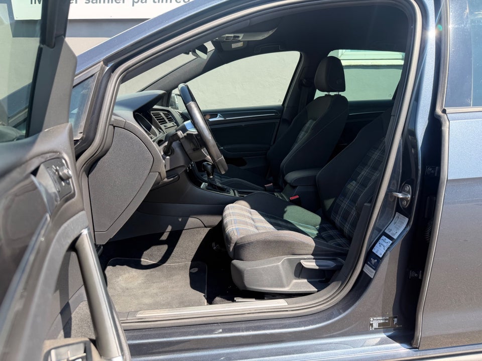 VW Golf VII 1,4 GTE DSG 5d