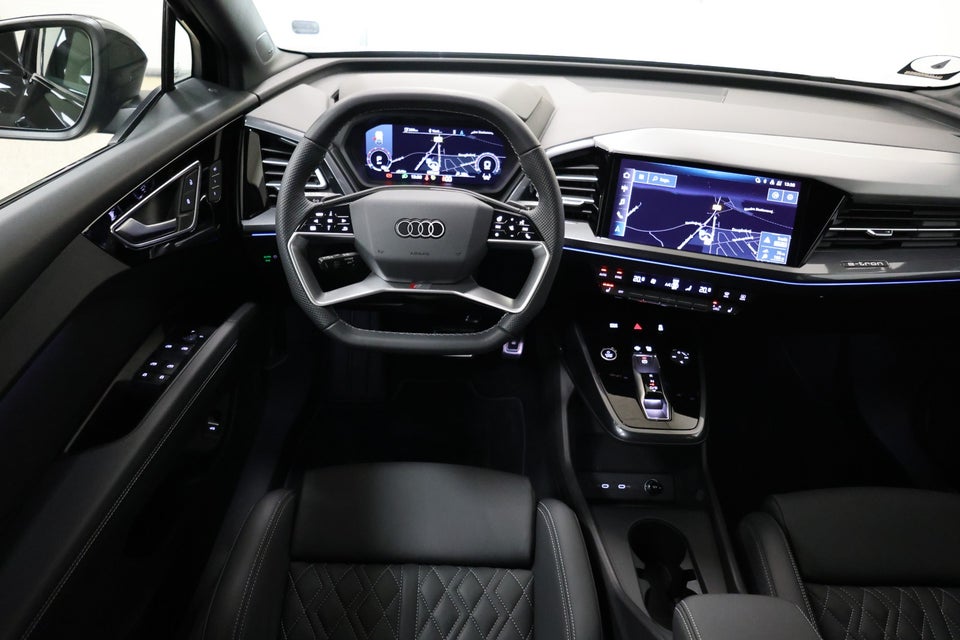 Audi Q4 e-tron 50 S-line quattro 5d