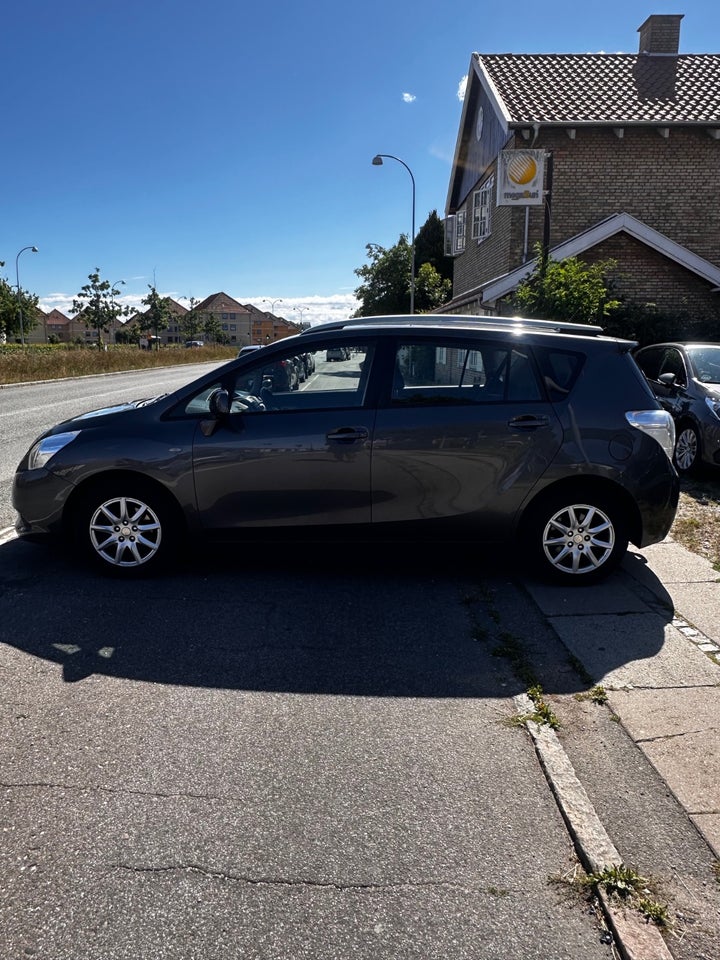 Toyota Verso 1,8 T2 7prs 5d