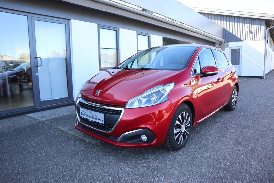 Peugeot 208 1,5 BlueHDi 100 Allure Sky 5d