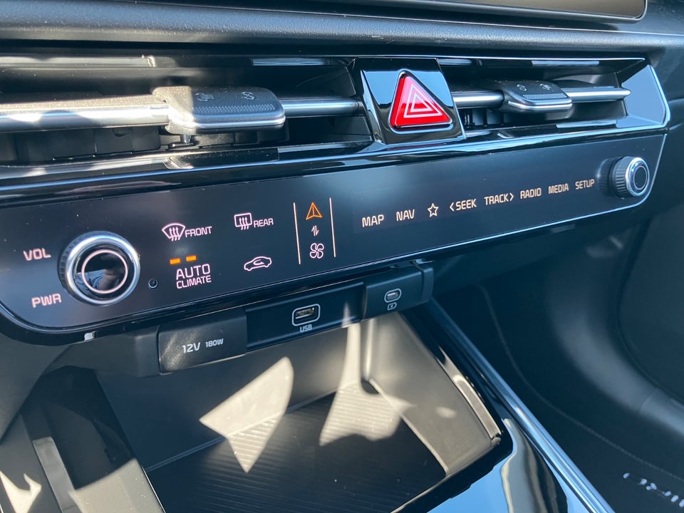 Kia Niro 64 EV Final Edition 5d