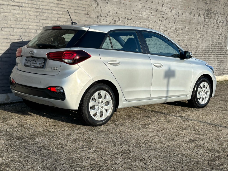 Hyundai i20 1,25 Trend 5d