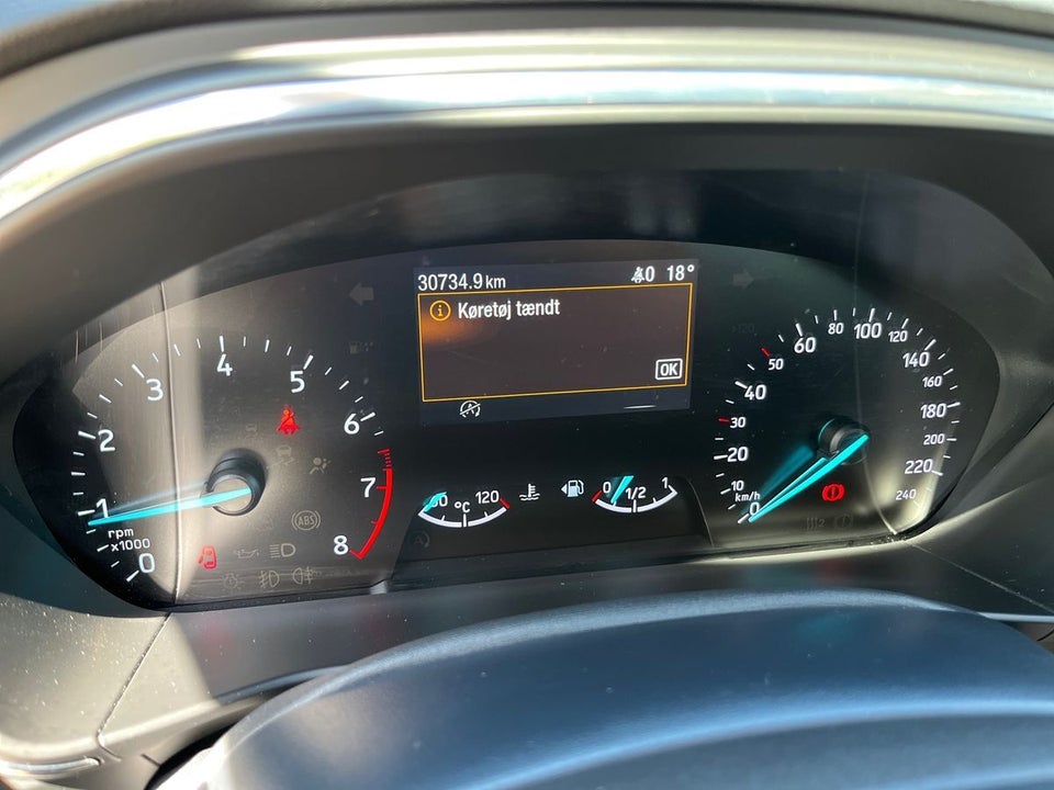 Ford Focus 1,0 EcoBoost mHEV Titanium stc. 5d