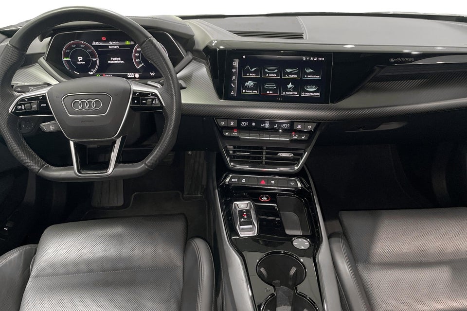 Audi e-tron GT quattro 4d