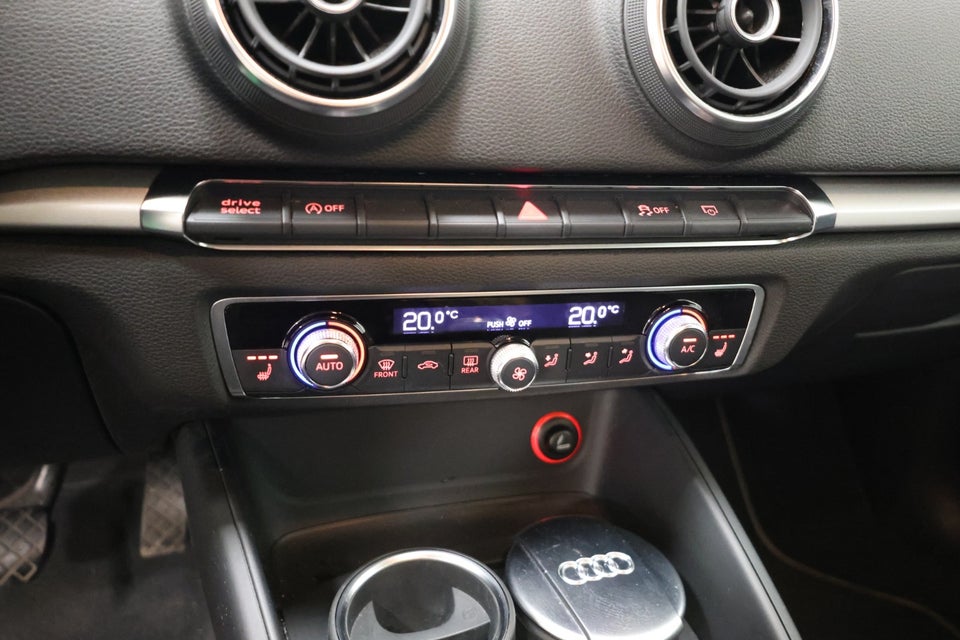 Audi A3 1,6 TDi Ambition Sportback 5d