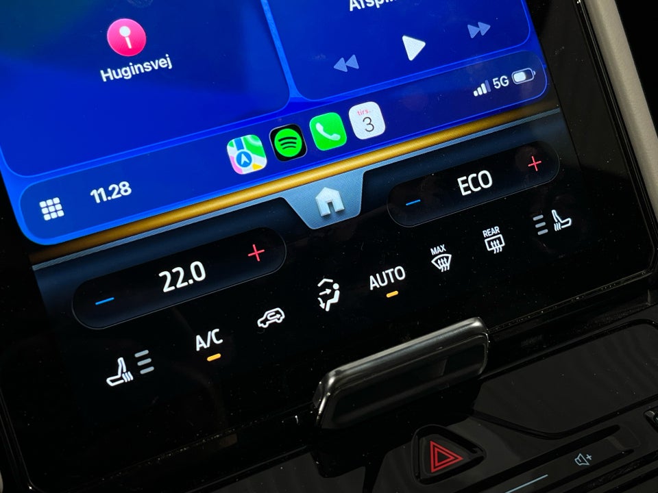 Ford Explorer 77 Premium Extended Range 5d