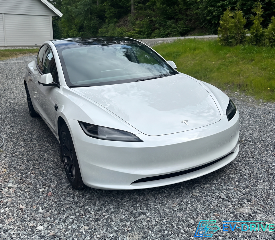 Tesla Model 3 RWD 4d