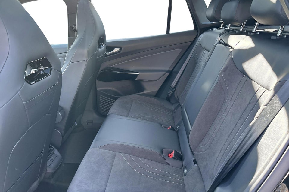 VW ID.4 77 Style Edition 5d