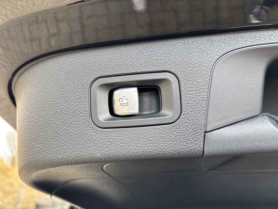 Mercedes EQC400 AMG Line 4Matic 5d