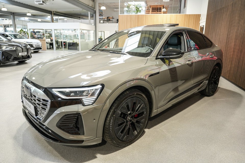 Audi Q8 e-tron 55 S-line Sportback quattro 5d