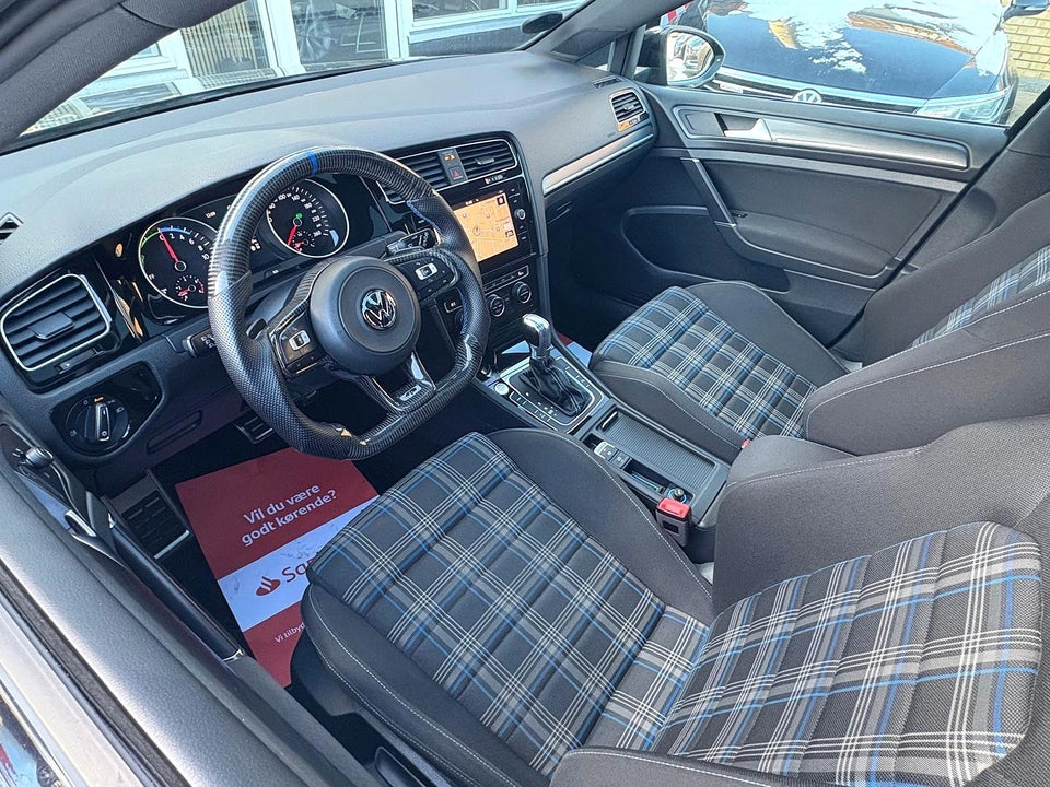 VW Golf VII 1,4 GTE DSG 5d