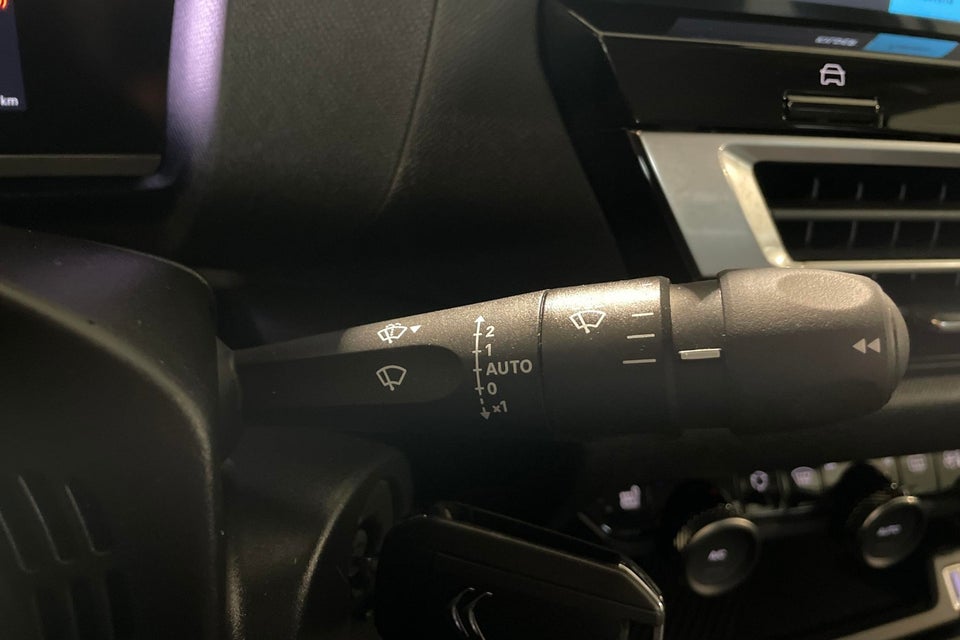 Citroën C4 1,2 PureTech 130 VTR Sport EAT8 5d