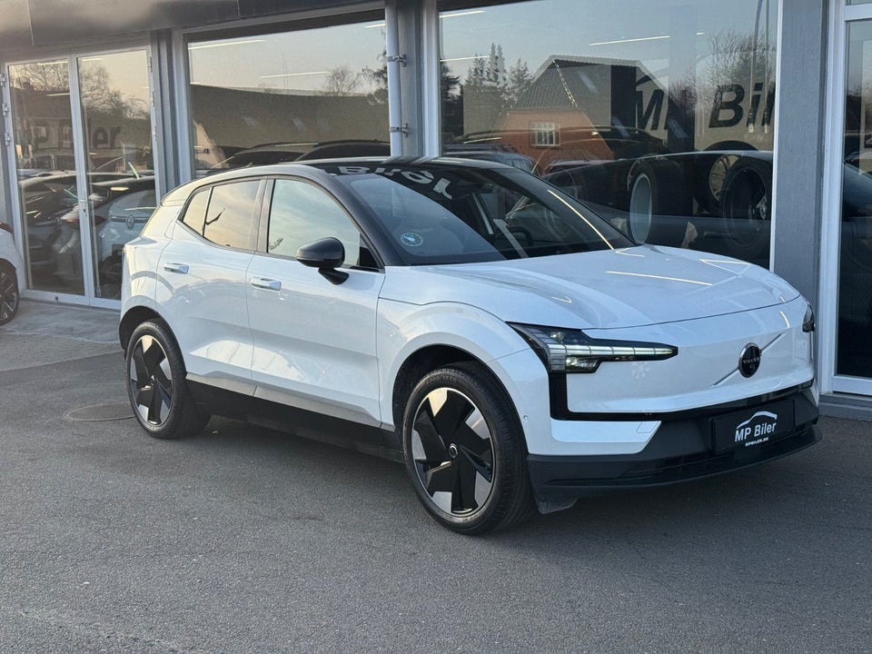Volvo EX30 Extended Range Ultra 5d