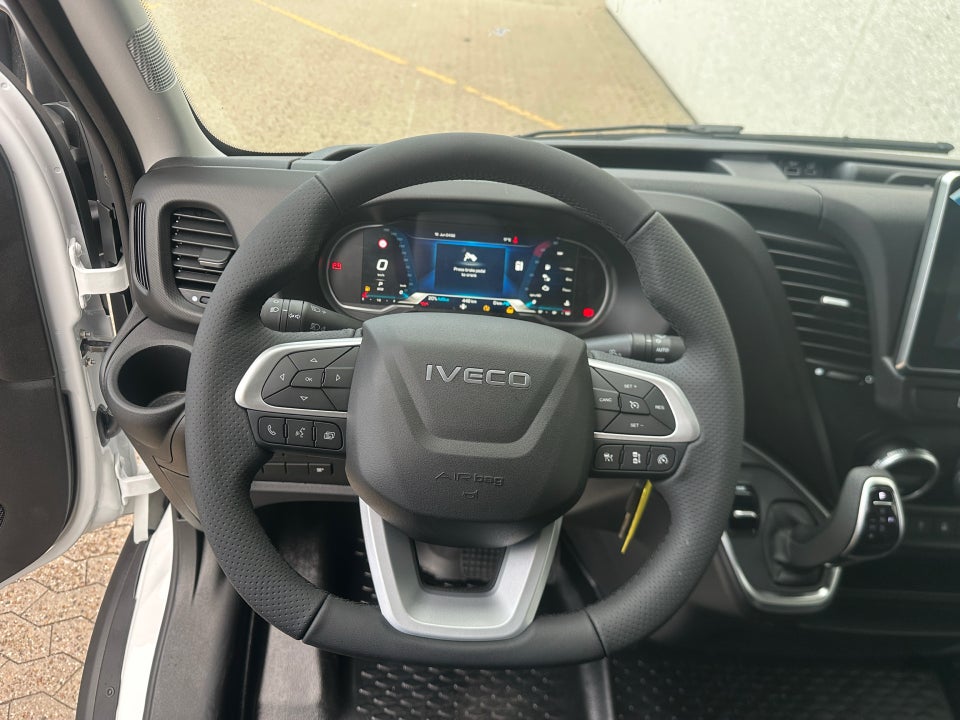 Iveco Daily 3,0 35C18 12m³ Van AG8